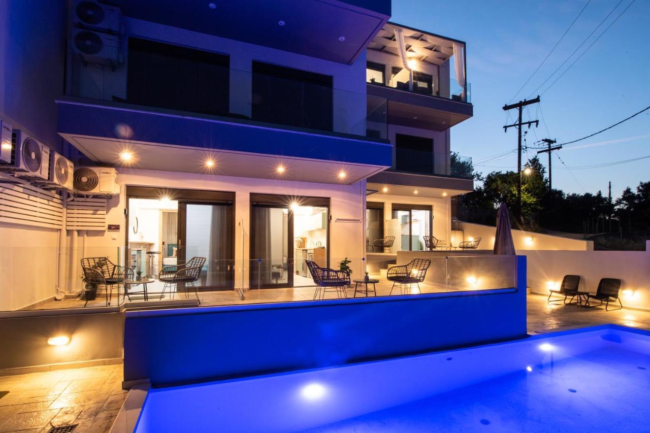 ניקיאנה Clelia'S And Dione'S Design Studios Swimming Pool מראה חיצוני תמונה